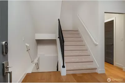 5426 31st Avenue S, Seattle, WA 98108 - Photo 5