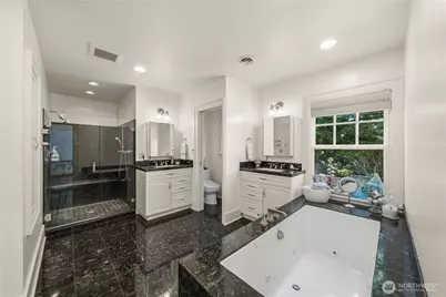 3233 Magnolia Boulevard W, Seattle, WA 98119 - Photo 27