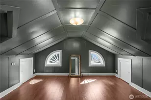 3233 Magnolia Blvd W, Seattle, WA 98119 - Photo 29