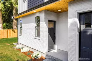 212 N 115th St, Seattle, WA 98133 - Photo 29