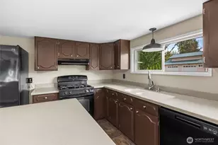 213 Reed St, Sedro Woolley, WA 98284 - Photo 13