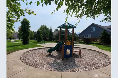 312 Shannon Avenue, Sedro Woolley, WA 98284 - Photo 37