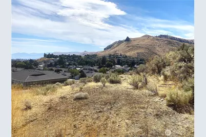 1936 Dorner Place, Wenatchee, WA 98801 - Photo 11