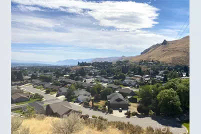 1936 Dorner Place, Wenatchee, WA 98801 - Photo 5
