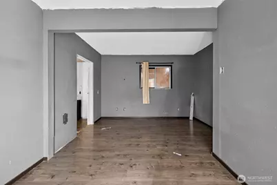 9305 Golden Given Road E, Tacoma, WA 98445 - Photo 15