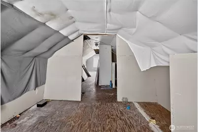 9305 Golden Given Road E, Tacoma, WA 98445 - Photo 17