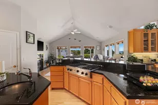30822 36th Ct SW, Federal Way, WA 98003 - Photo 17