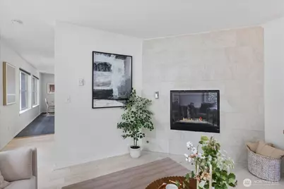 13716 Midvale Avenue N #C, Seattle, WA 98133 - Photo 11