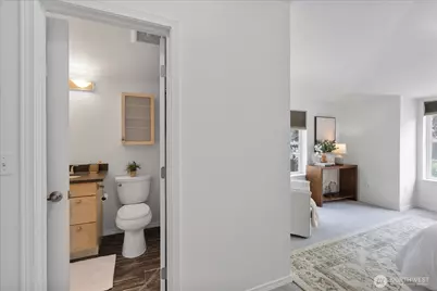13716 Midvale Avenue N #C, Seattle, WA 98133 - Photo 23