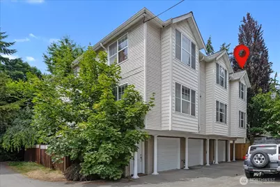 13716 Midvale Avenue N #C, Seattle, WA 98133 - Photo 1