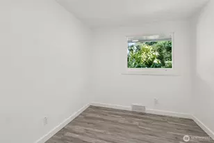 8518 Mt Tacoma Dr SW, Lakewood, WA 98498 - Photo 11