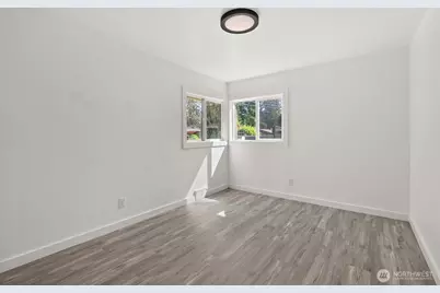 8518 Mount Tacoma Drive SW, Lakewood, WA 98498 - Photo 9
