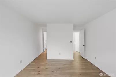 717 122nd Avenue NE #B2, Bellevue, WA 98005 - Photo 17