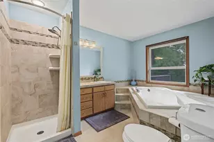 521 208th Ave E, Bonney Lake, WA 98391 - Photo 15