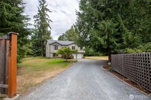 521 208th Ave E, Bonney Lake, WA 98391 - Photo 3
