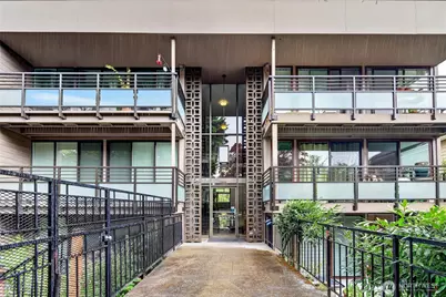 1616 41st Avenue E #305, Seattle, WA 98112 - Photo 23