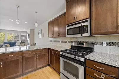 16526 2nd Avenue SE, Bothell, WA 98012 - Photo 15