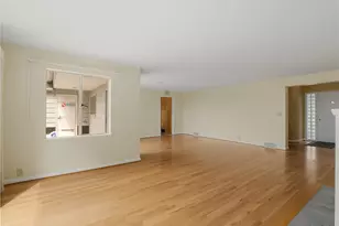 10561 15th Ave NW, Seattle, WA 98177 - Photo 13
