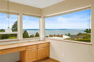 10561 15th Ave NW, Seattle, WA 98177 - Photo 17