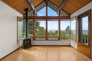 10561 15th Ave NW, Seattle, WA 98177 - Photo 7