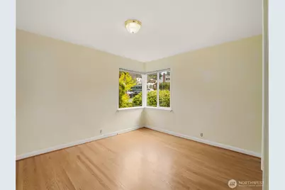 10561 15th Avenue NW, Seattle, WA 98177 - Photo 11