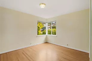 10561 15th Ave NW, Seattle, WA 98177 - Photo 11