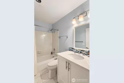 17113 93rd Avenue NE #B-6, Kirkland, WA 98034 - Photo 9