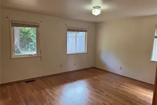 17421 NE 11th St, Bellevue, WA 98008 - Photo 27