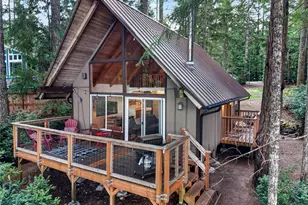 270 E Emerald Lake Dr, Grapeview, WA 98546 - Photo 1