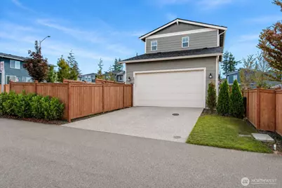 4924 87th Drive NE, Marysville, WA 98270 - Photo 13