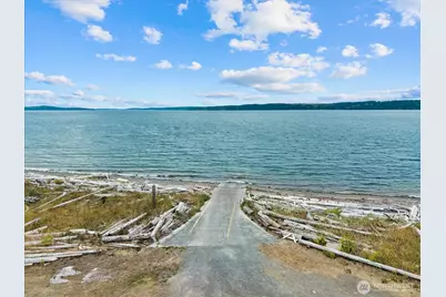 757 Commodore Ln, Camano Island, WA 98282 - Photo 27