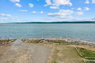 757 Commodore Ln, Camano Island, WA 98282 - Photo 31