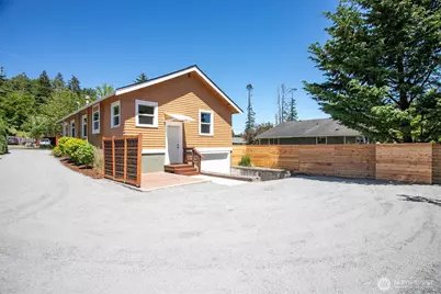 1912 Mill Avenue, Bellingham, WA 98225 - Photo 27