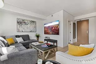 2510 6th Ave, Seattle, WA 98121 - Photo 11