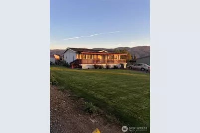 415 Spring Circle SW, Mattawa, WA 99349 - Photo 1