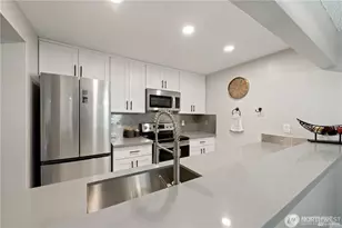 6858 139th Ave NE, Redmond, WA 98052 - Photo 5