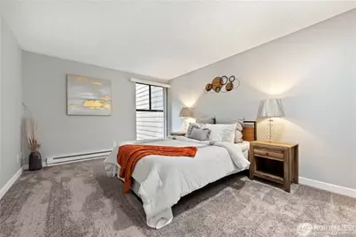 6858 139th Avenue NE #708, Redmond, WA 98052 - Photo 7