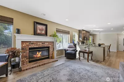 13011 SE 221st Pl, Kent, WA 98031 - Photo 11