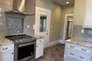 1522 Taylor Ave N, Seattle, WA 98109 - Photo 17