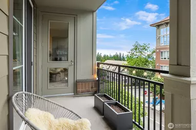1840 25th Avenue NE #307, Issaquah, WA 98029 - Photo 9