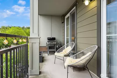 1840 25th Avenue NE #307, Issaquah, WA 98029 - Photo 11