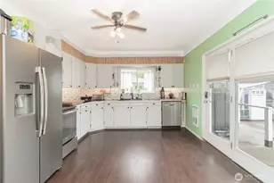 209 E Cowlitz St, South Bend, WA 98586 - Photo 11
