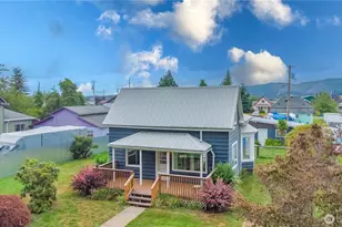 209 E Cowlitz St, South Bend, WA 98586 - Photo 3