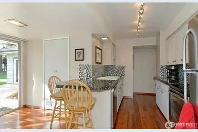 10221 132nd Ave NE, Kirkland, WA 98033 - Photo 5