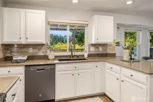 13709 NE 93rd St, Redmond, WA 98052 - Photo 13