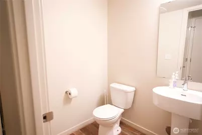 4255 SW Charleston Street, Seattle, WA 98116 - Photo 7