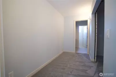 4255 SW Charleston Street, Seattle, WA 98116 - Photo 13
