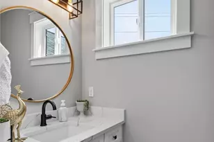 6230 33rd St E, Tacoma, WA 98443 - Photo 27