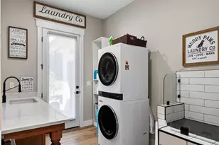 6230 33rd St E, Tacoma, WA 98443 - Photo 23