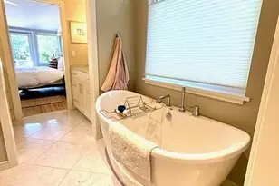 10191 NE Beach Crest Dr, Bainbridge Island, WA 98110 - Photo 9